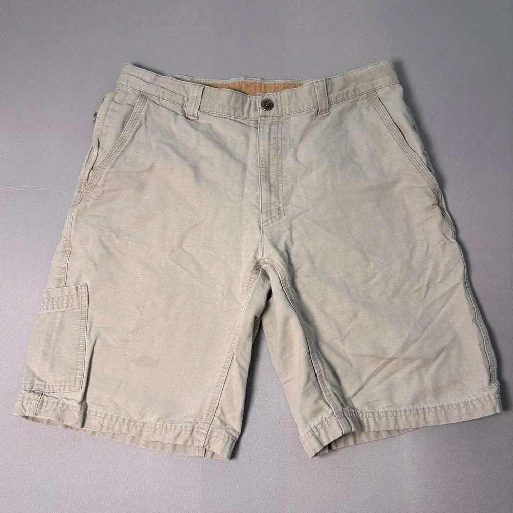 Columbia Men's Beige Canvas Cargo Shorts Cotton Button Pockets Logo 11L